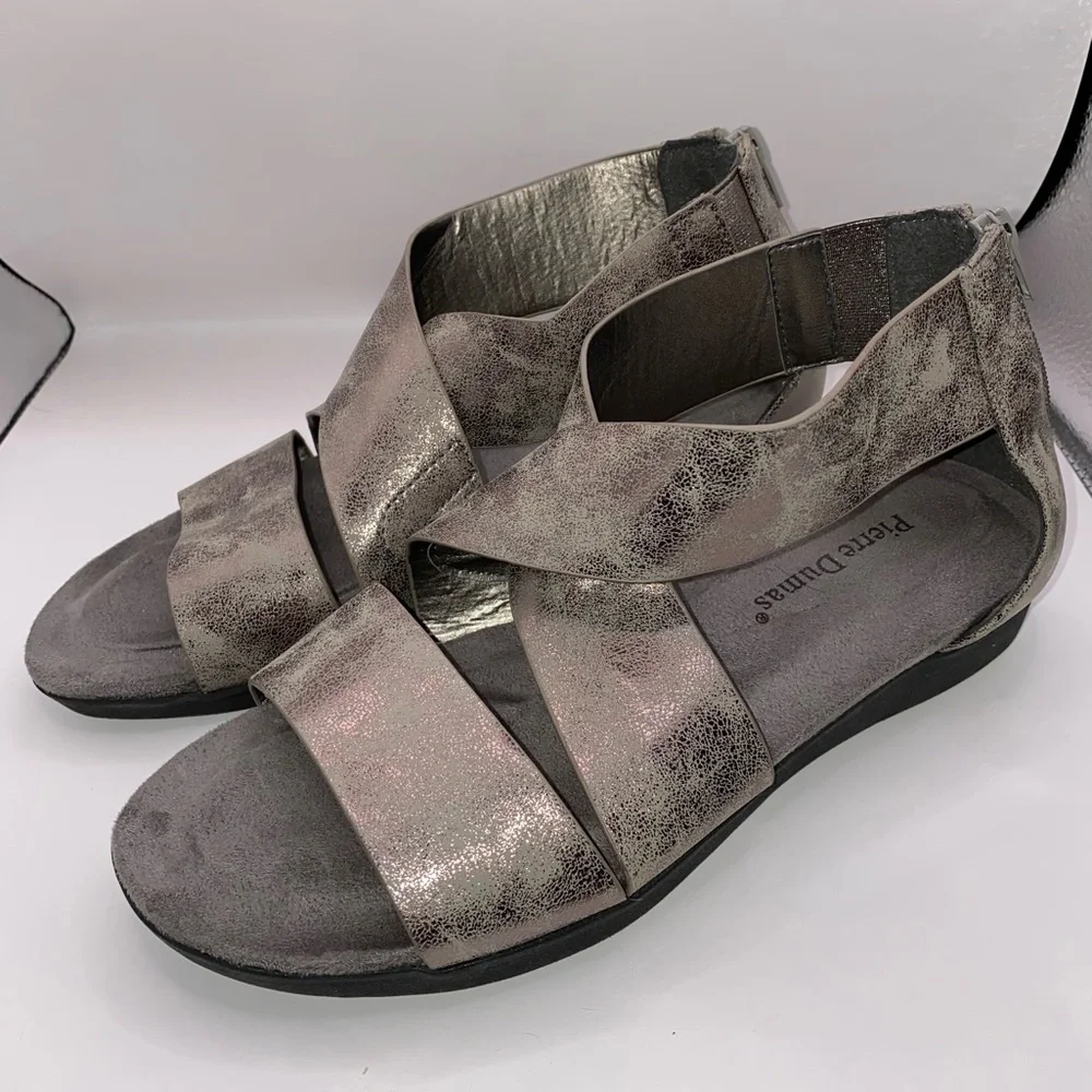 Pierre Dumas Metallic Sandals‎